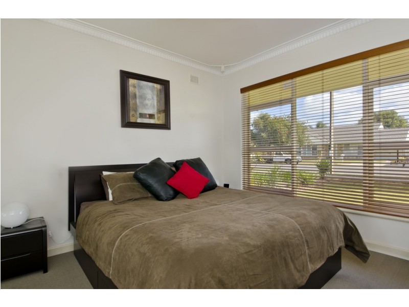 20 Fairway Avenue, Glenelg North SA 5045
