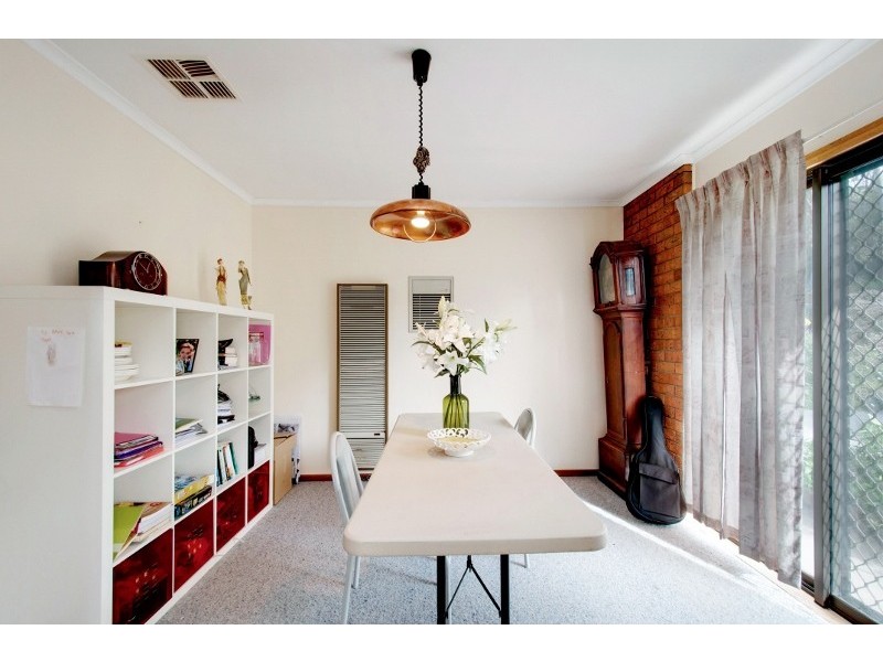 17 Alpha Crescent, Panorama SA 5041