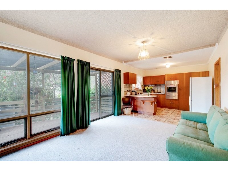 17 Alpha Crescent, Panorama SA 5041