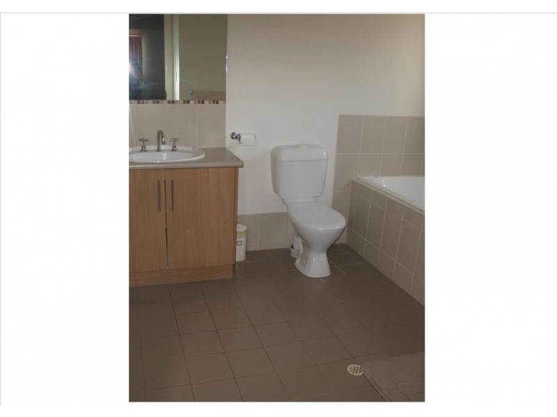 1/13-17 Burton Road, Salisbury Downs SA 5108