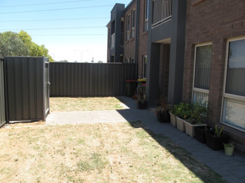 1/13-17 Burton Road, Salisbury Downs SA 5108