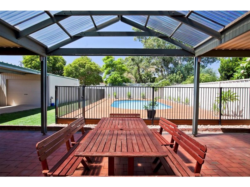 8 Sanderson Street, Peterhead SA 5016