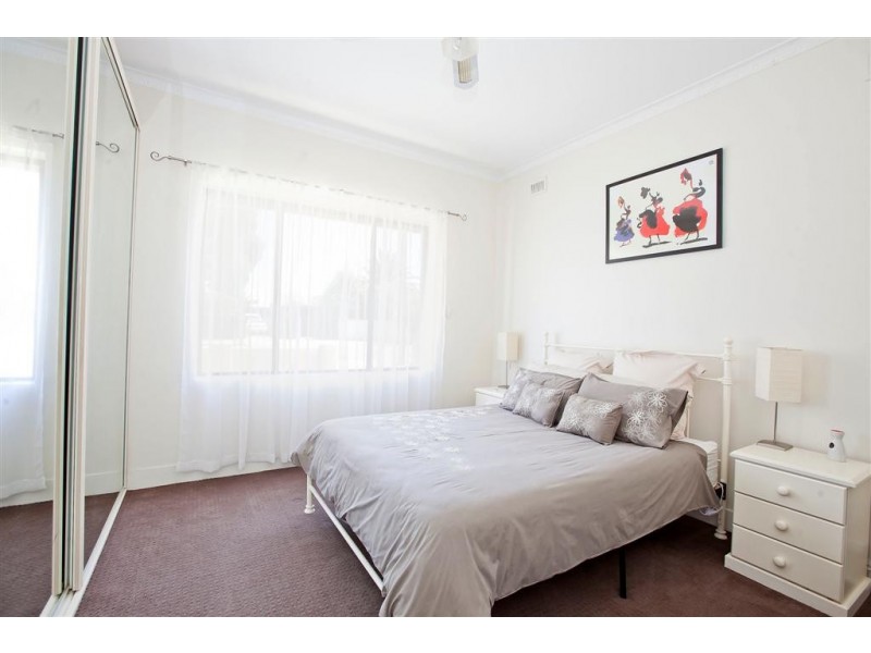 8 Sanderson Street, Peterhead SA 5016