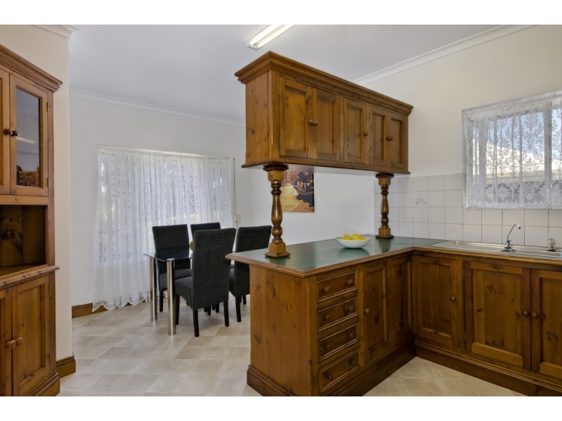 1 Gowrie Street, Torrens Park SA 5062