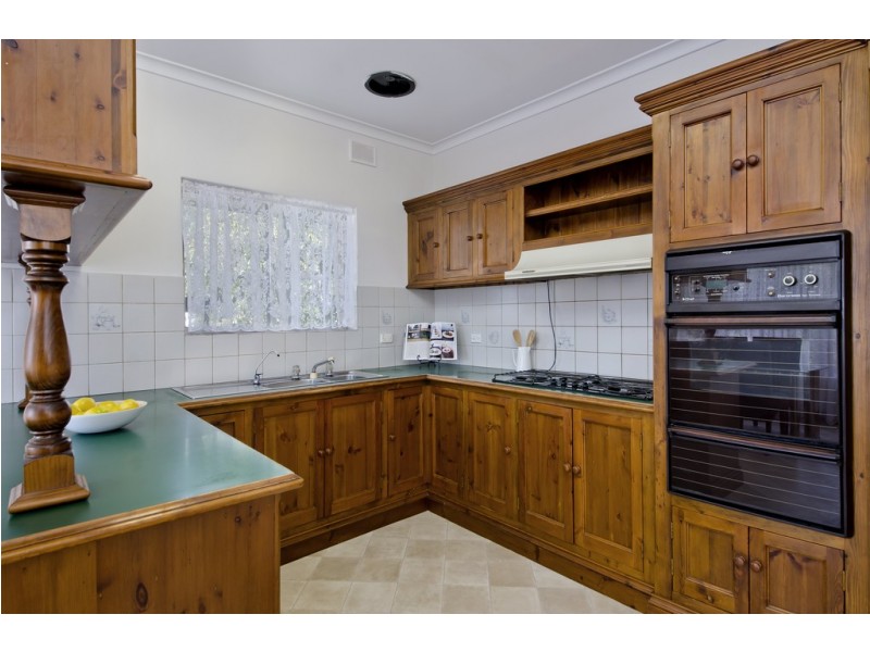 1 Gowrie Street, Torrens Park SA 5062