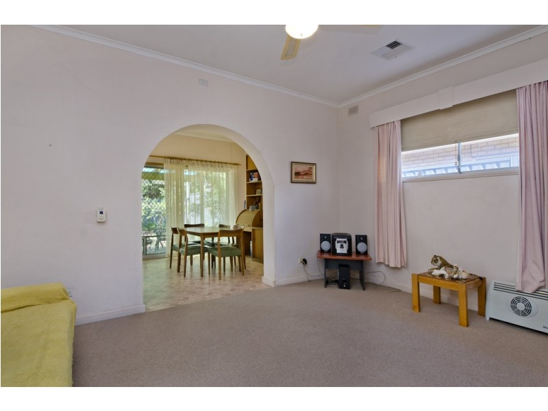 77 Morgan Avenue, Daw Park SA 5041