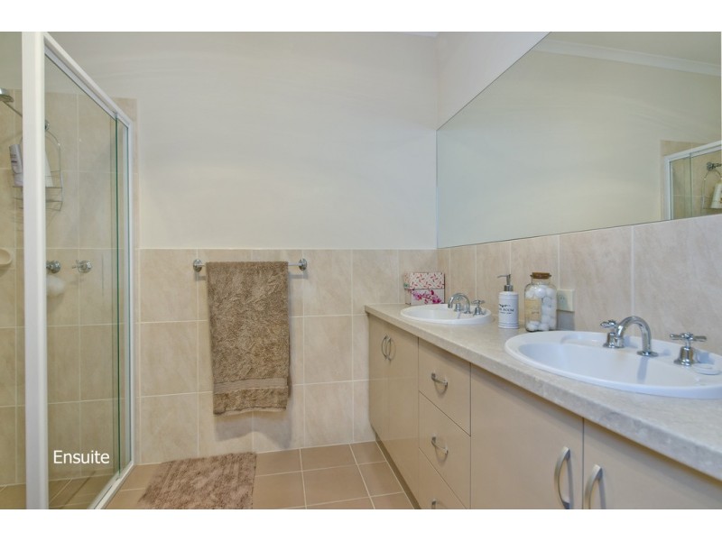 2 Borrillo Avenue, Newton SA 5074