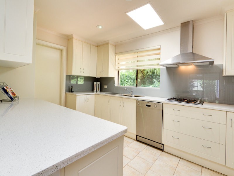 9 Crane Avenue, Coromandel Valley SA 5051