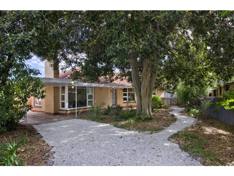 44 Brougham Drive, Valley View SA 5093