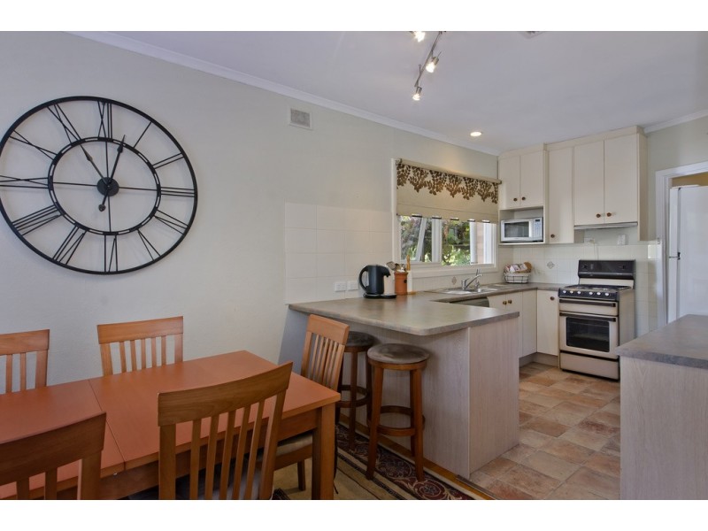 44 Brougham Drive, Valley View SA 5093