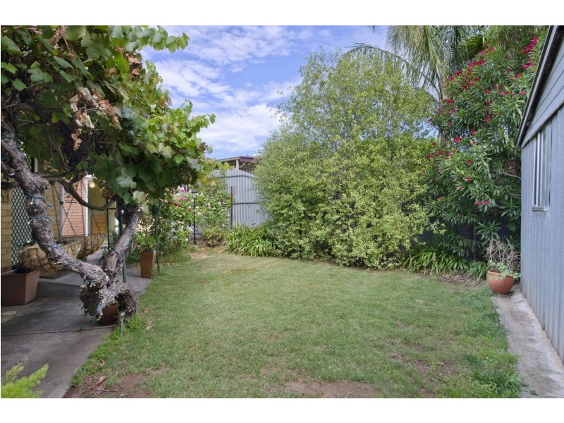 44 Brougham Drive, Valley View SA 5093