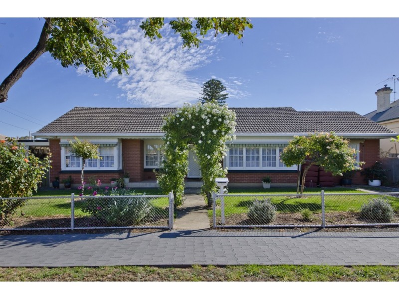 24 Kingston Avenue, Daw Park SA 5041