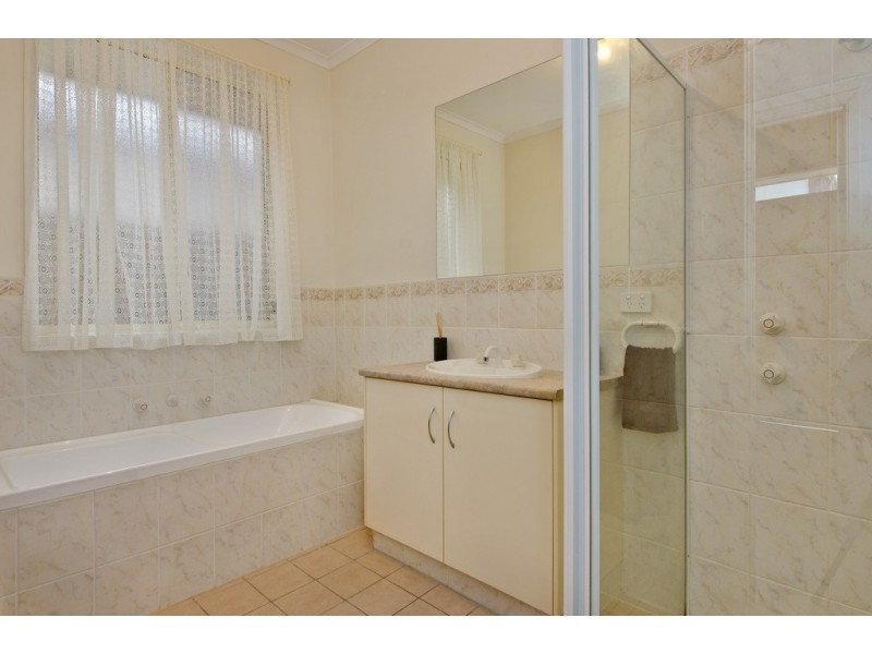 3 Borrillo Avenue, Newton SA 5074
