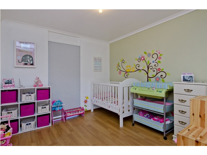 8 Horn Drive, Happy Valley SA 5159