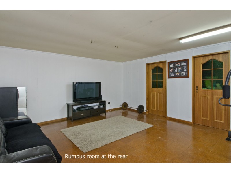 8 Horn Drive, Happy Valley SA 5159