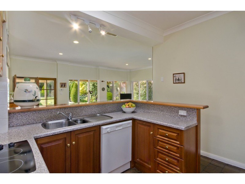 24 Moriane Avenue, Panorama SA 5041