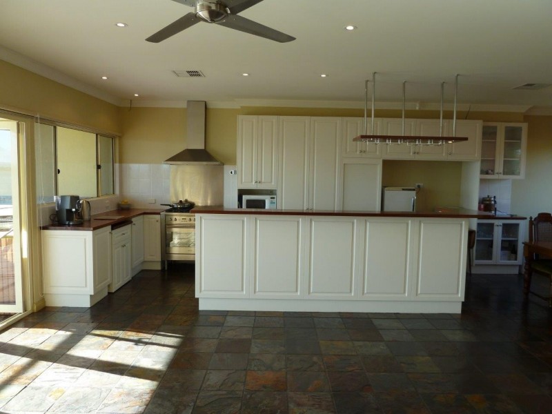 6 Edison Street, Hindmarsh Island SA 5214