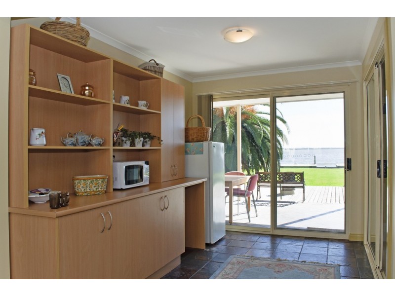 6 Edison Street, Hindmarsh Island SA 5214