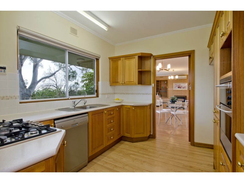 15 Gamma Cresent, Panorama SA 5041