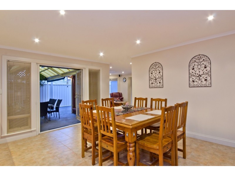 15 Lanark Avenue, Seaton SA 5023