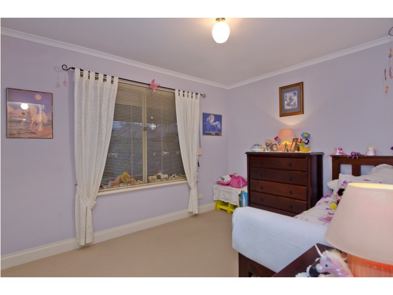 15 Lanark Avenue, Seaton SA 5023