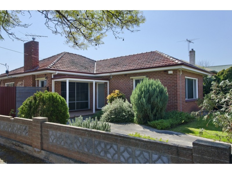 86 Avenue Road, Clarence Gardens SA 5039