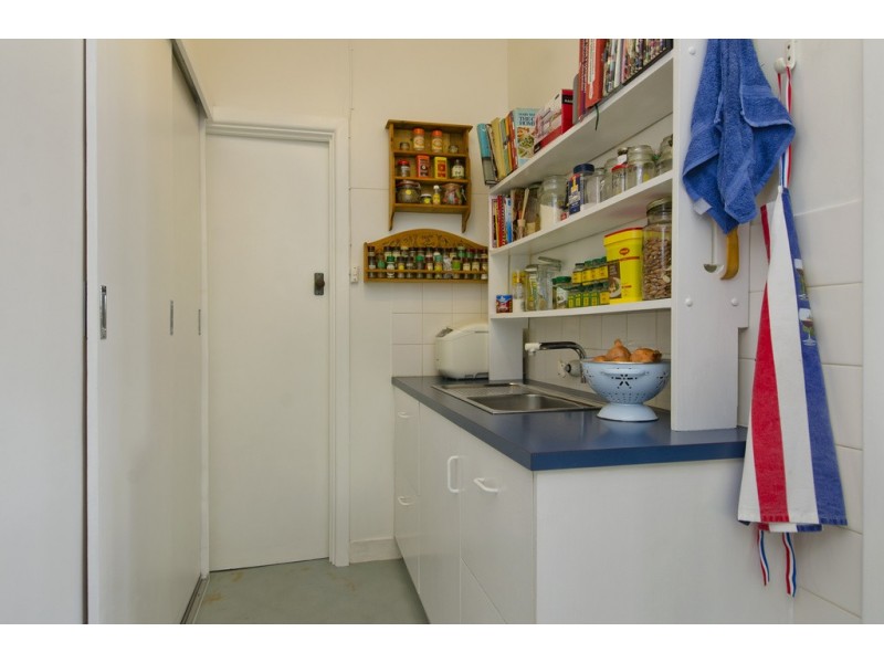 42 Hill Avenue, Cumberland Park SA 5041