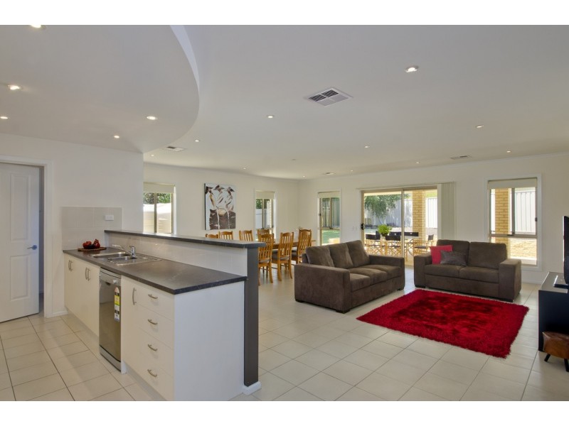 5 Virginia Grove, Panorama SA 5041