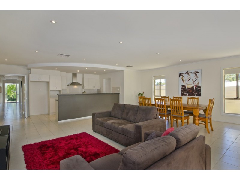 5 Virginia Grove, Panorama SA 5041