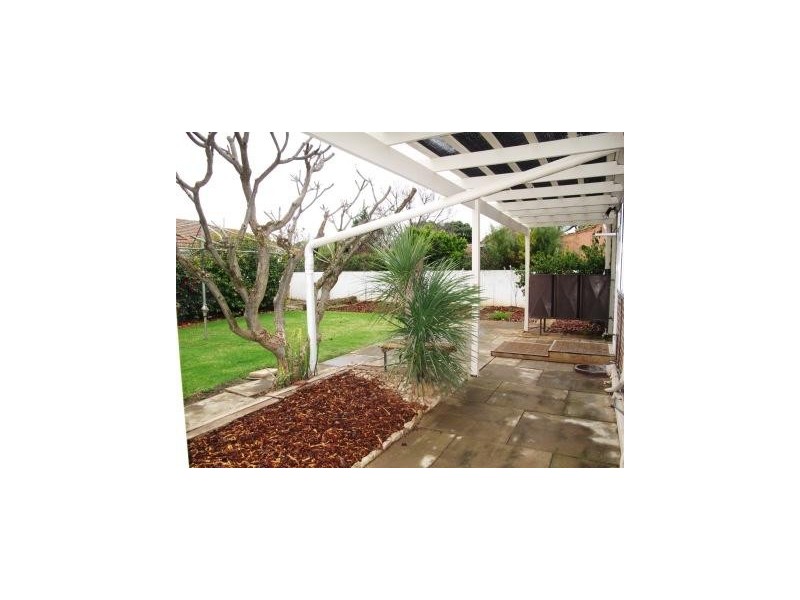 24 Edward Street, Cumberland Park SA 5041