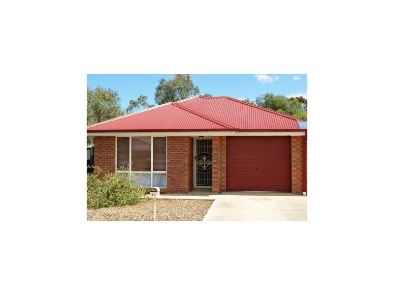 18 Hamra Drive, Smithfield SA 5114