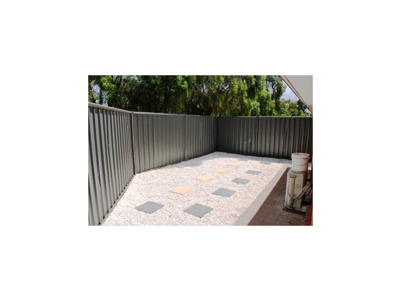 18 Hamra Drive, Smithfield SA 5114