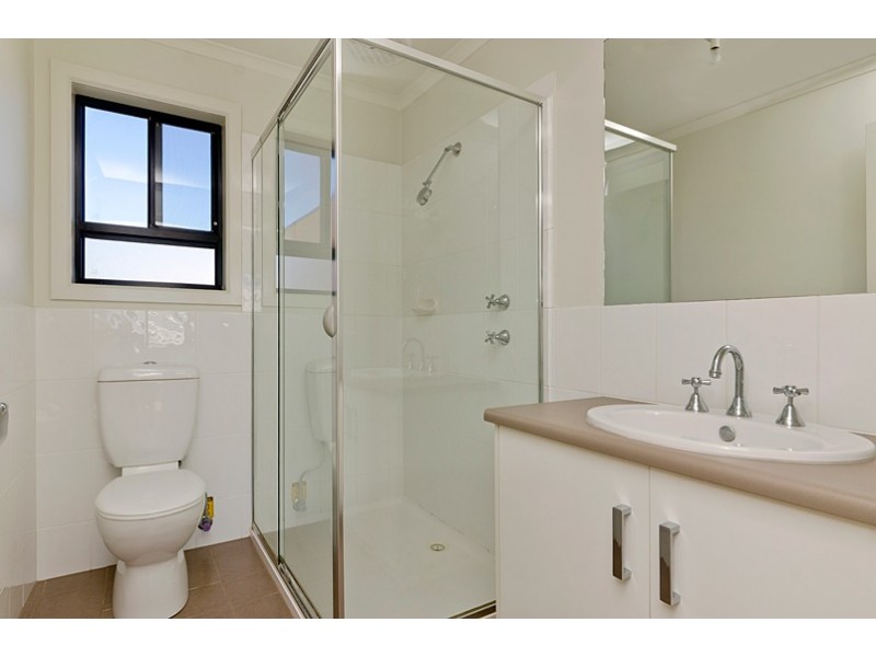 5 Franklin Avenue, Mawson Lakes SA 5095