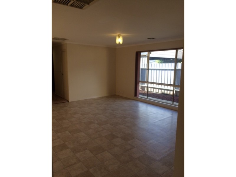 271 Whites Road, Paralowie SA 5108