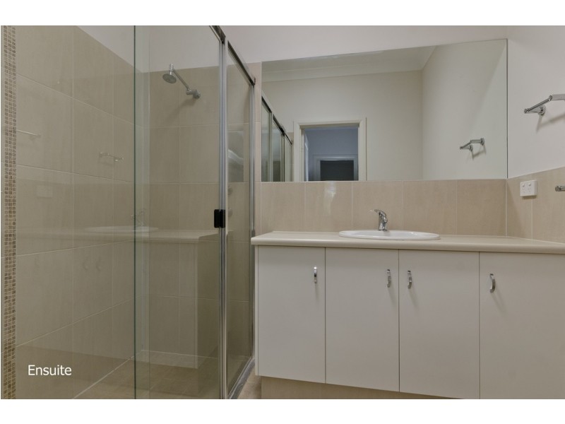 11A Tiparra Avenue, Park Holme SA 5043