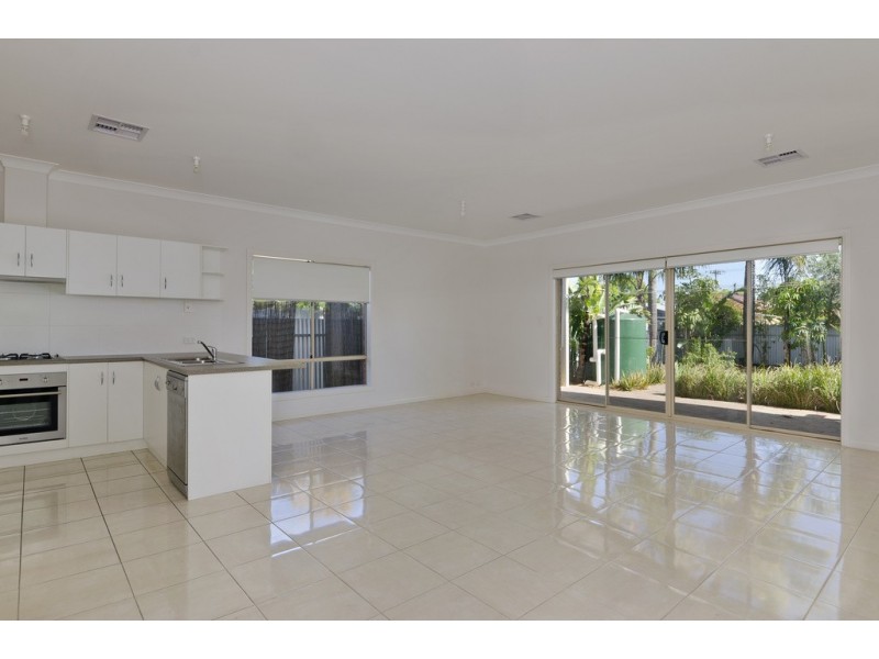 11A Tiparra Avenue, Park Holme SA 5043