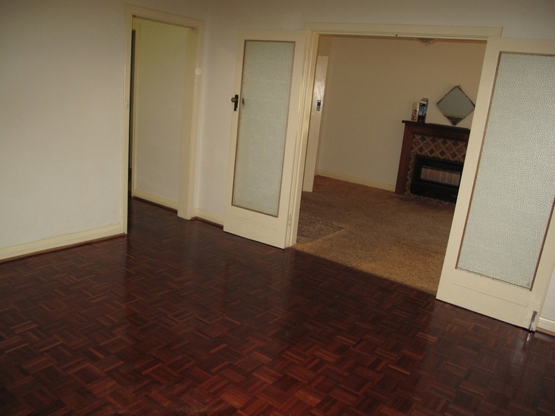 113 Avenue Road, Clarence Gardens SA 5039