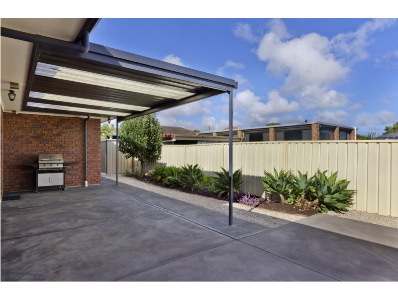 26 Wingfield Street, Clovelly Park SA 5042