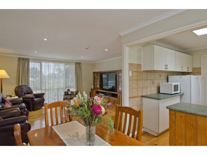 61 Maxwell Road, Hackham West SA 5163