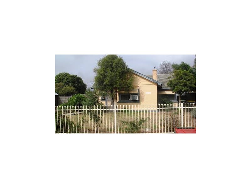 22 Edwards Avenue, Park Holme SA 5043