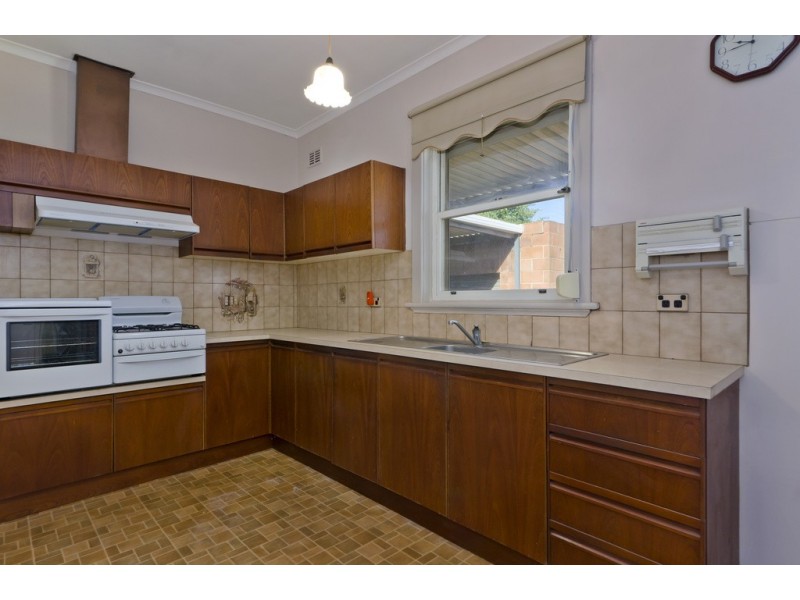 15 Perry Ave, Daw Park SA 5041