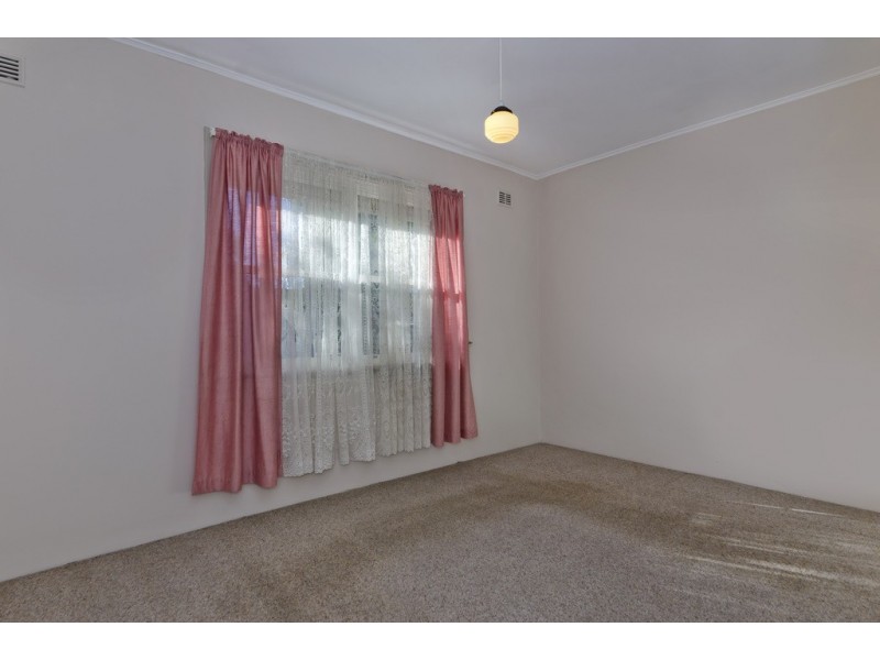 15 Perry Ave, Daw Park SA 5041