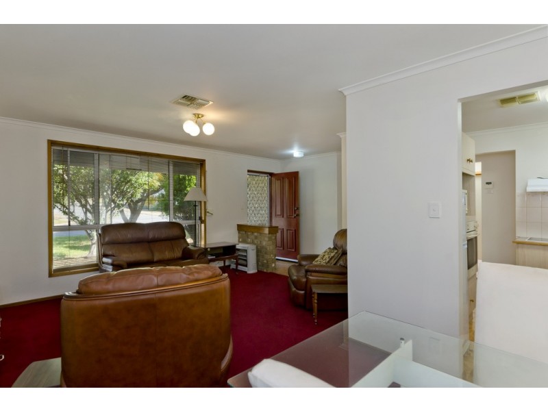 14 Oakridge Rise, Huntfield Heights SA 5163