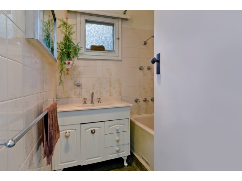 9 Bailey Street, St Marys SA 5042