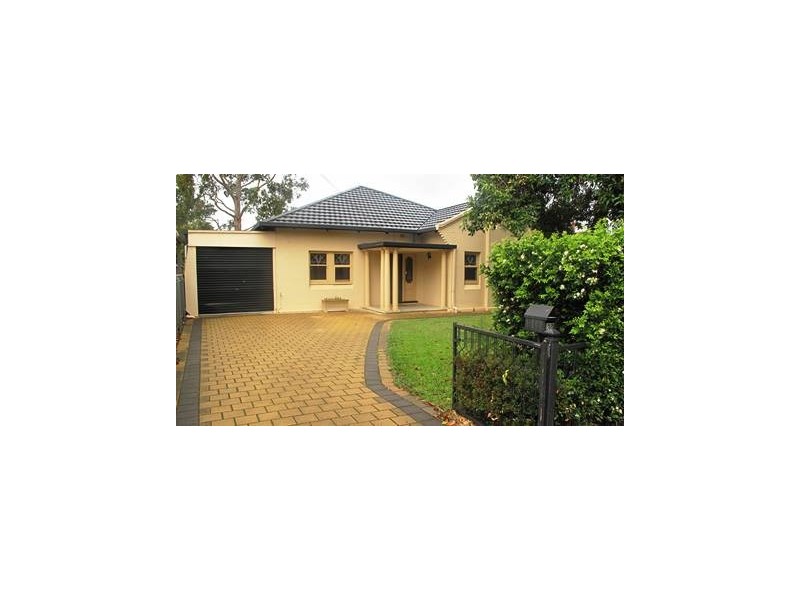 32 Dinwoodie Avenue, Clarence Gardens SA 5039