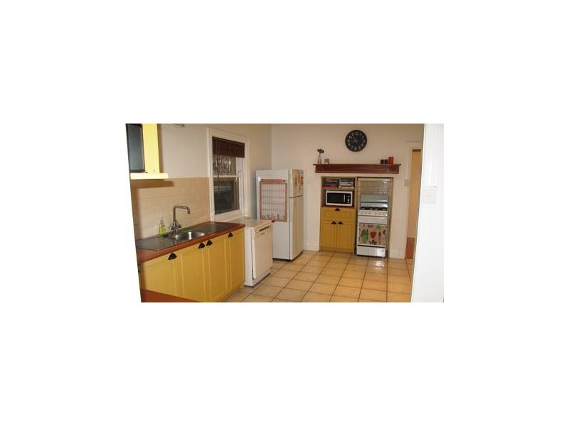 32 Dinwoodie Avenue, Clarence Gardens SA 5039