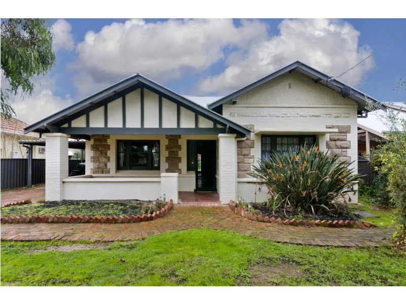 63 The Grove, Lower Mitcham SA 5062
