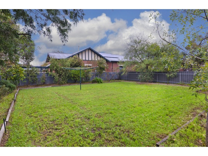 61 The Grove, Lower Mitcham SA 5062