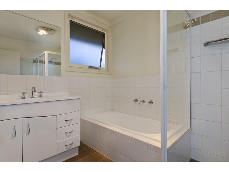 3-8A Brenden Court, Glandore SA 5037