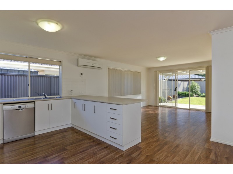 2 Bryant Street, Mansfield Park SA 5012